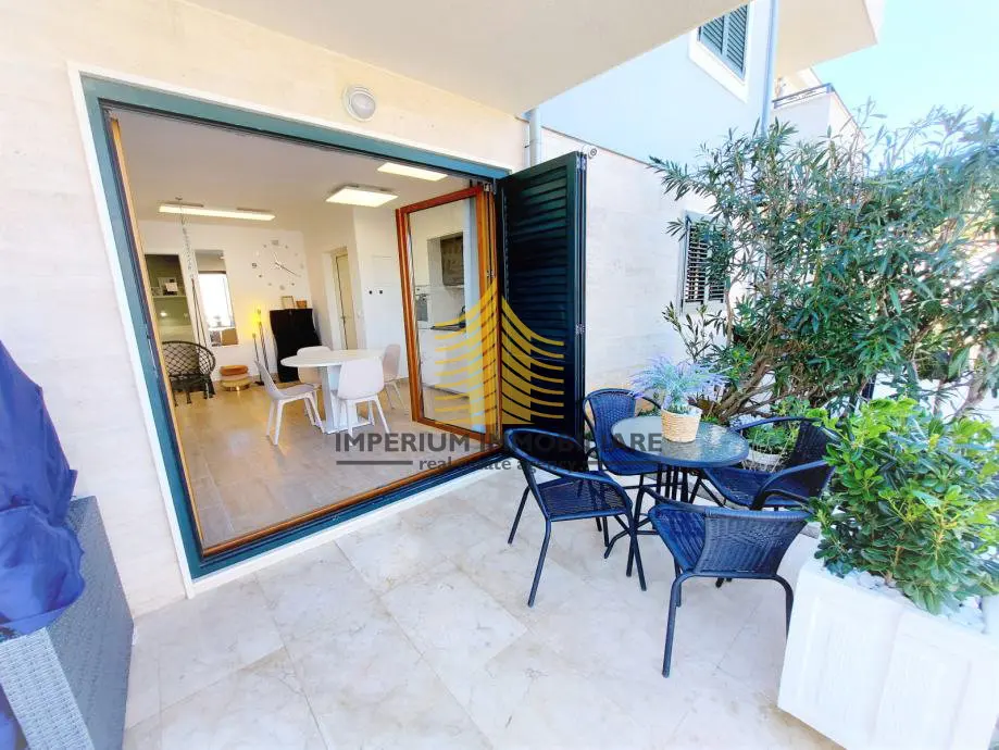 Stan na prodaju – Slatine, Split, 45 m², 1,5-sobni – fotografija 2