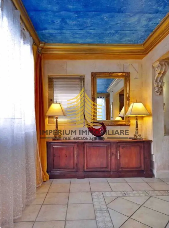 Stan na prodaju – Varoš, Split, 161 m², 3,5-sobni – fotografija 4