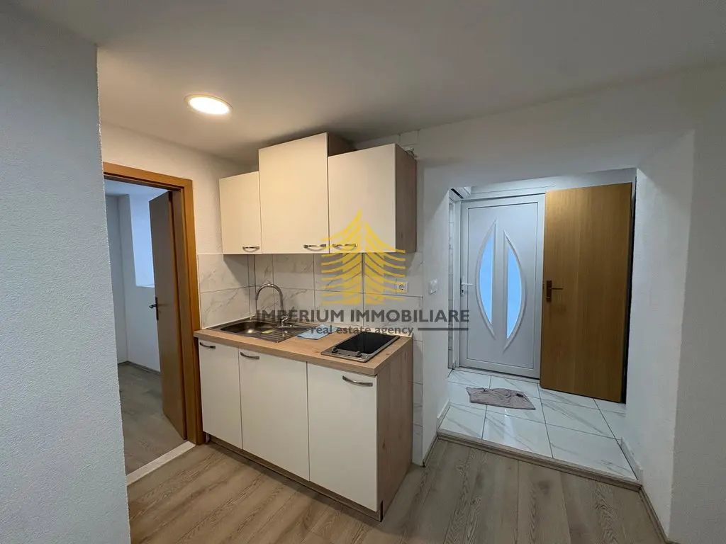 Stan na prodaju – Varoš, Split, 27 m², 1,5-sobni