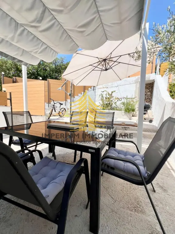 Stan na prodaju – Sutivan, 70 m², 2,5-sobni – fotografija 4