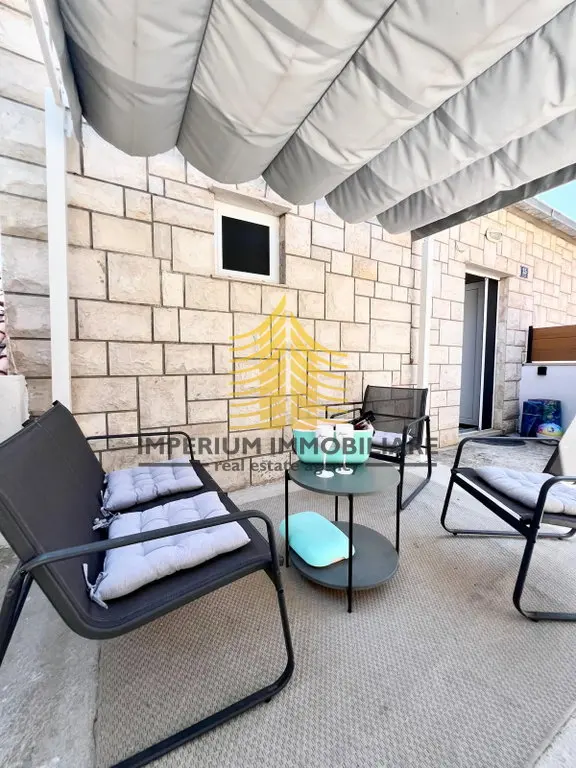 Stan na prodaju – Sutivan, 70 m², 2,5-sobni – fotografija 5