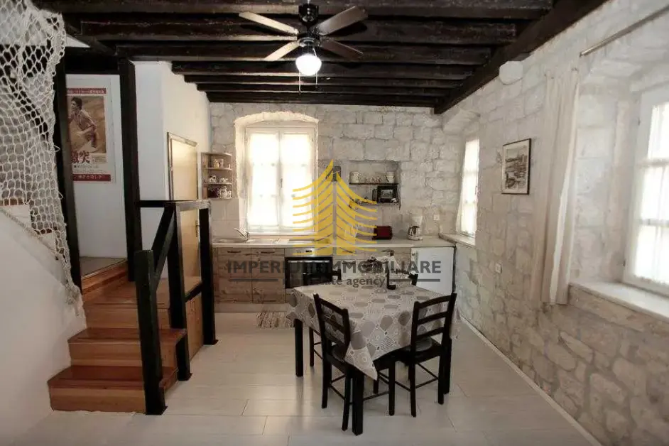 Stan na prodaju – Trogir, 51,71 m², 1,5-sobni – fotografija 2