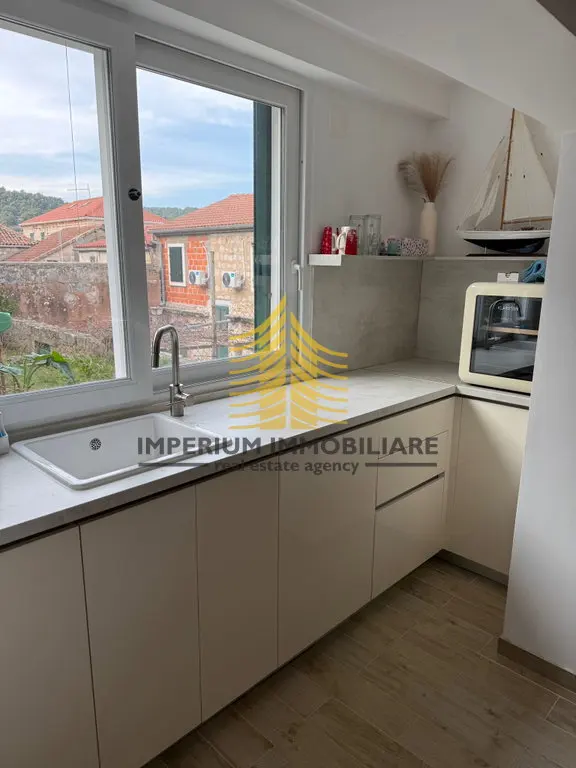 Stan na prodaju – Vis, 51,54 m², 1,5-sobni – fotografija 6
