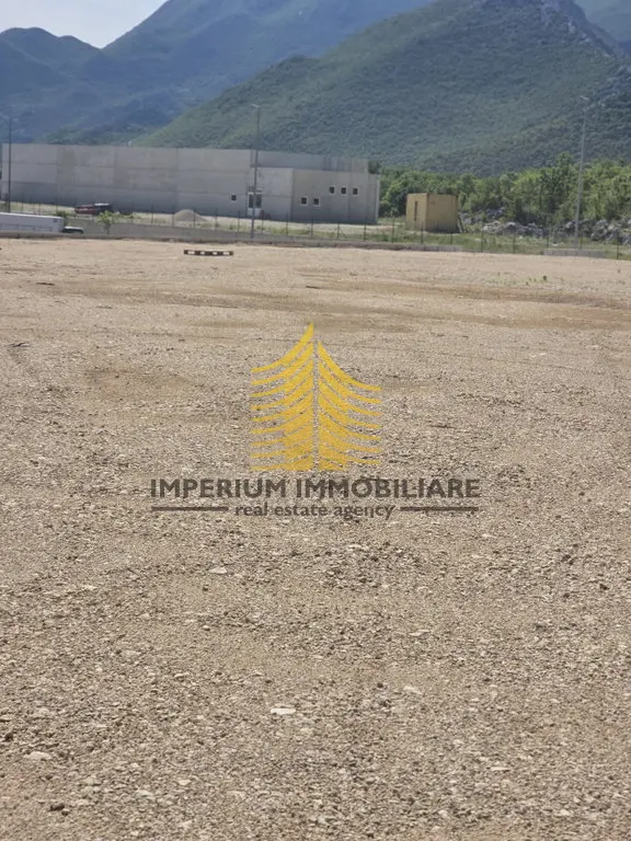 Zemljište za najam – Šestanovac, 3249 m² – fotografija 3