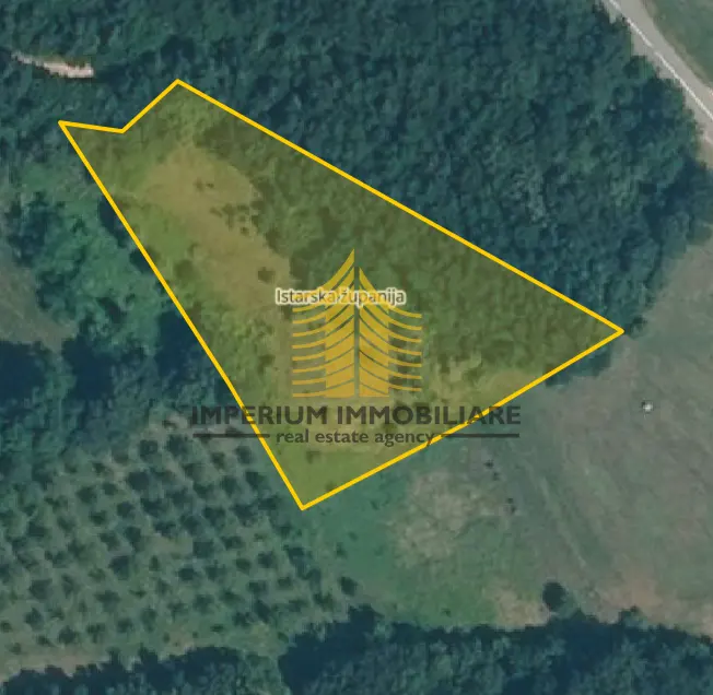 Zemljište na prodaju – Pula (Pola), Barban, 544 m²