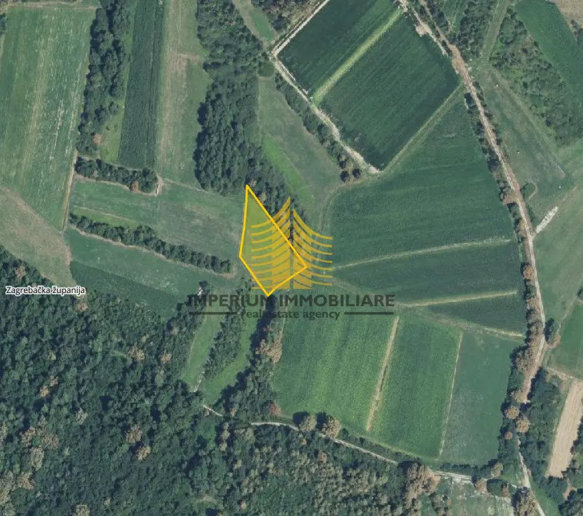 Zemljište na prodaju – Brckovljani, 3916 m²