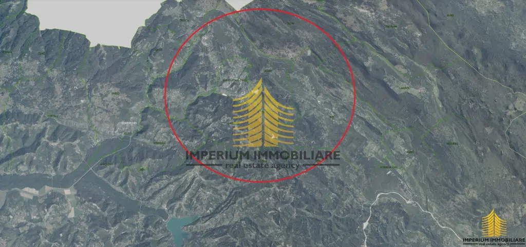 Zemljište na prodaju – Buzet, 1600 m²