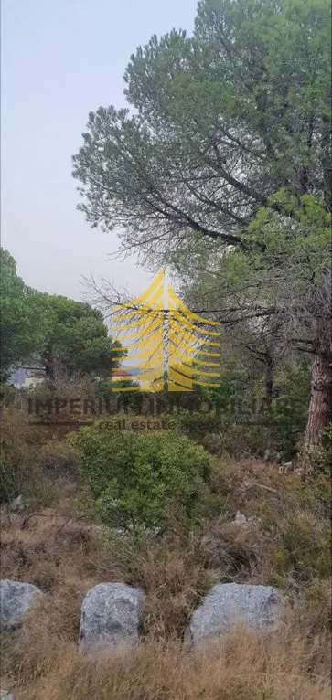 Zemljište na prodaju – Drvenik Mali, 613 m²