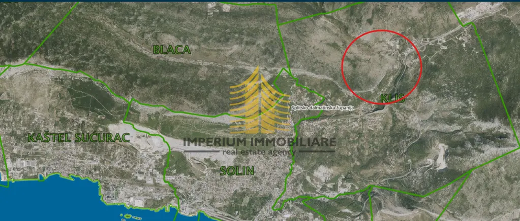 Zemljište na prodaju – Klis, 600 m²