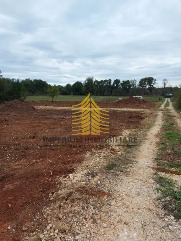Zemljište na prodaju – Ližnjan, 1031 m² – fotografija 2