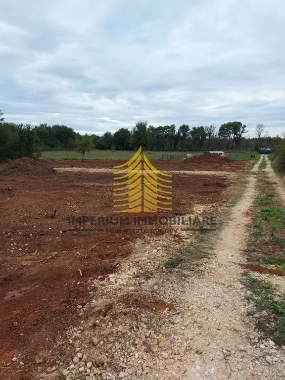 Zemljište na prodaju – Ližnjan (Lisignano), Ližnjan, 1031 m² – fotografija 3