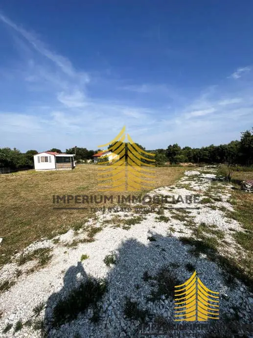Zemljište na prodaju – Marčana, 601 m² – fotografija 3