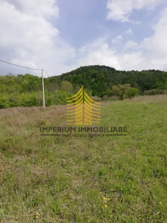 Zemljište na prodaju – Motovun, 53183 m² – fotografija 3