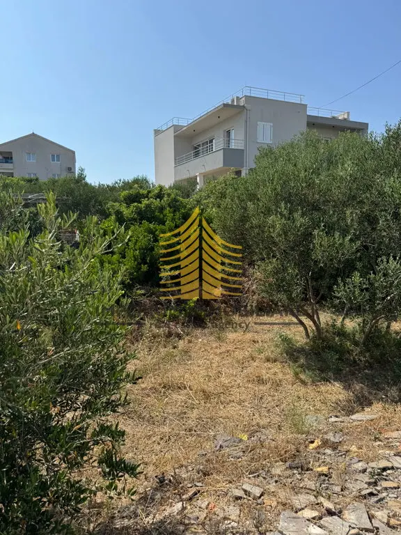 Zemljište na prodaju – Okrug, 600 m² – fotografija 3