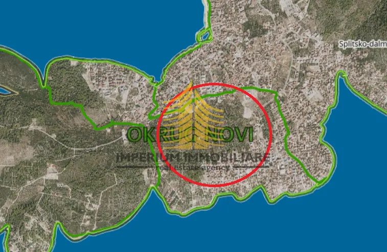 Zemljište na prodaju – Okrug Gornji, Okrug, 627 m²