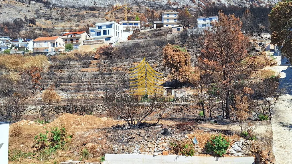Zemljište na prodaju – Omiš, 2313 m² – fotografija 6