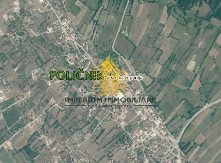 Zemljište na prodaju – Poličnik, 600 m²