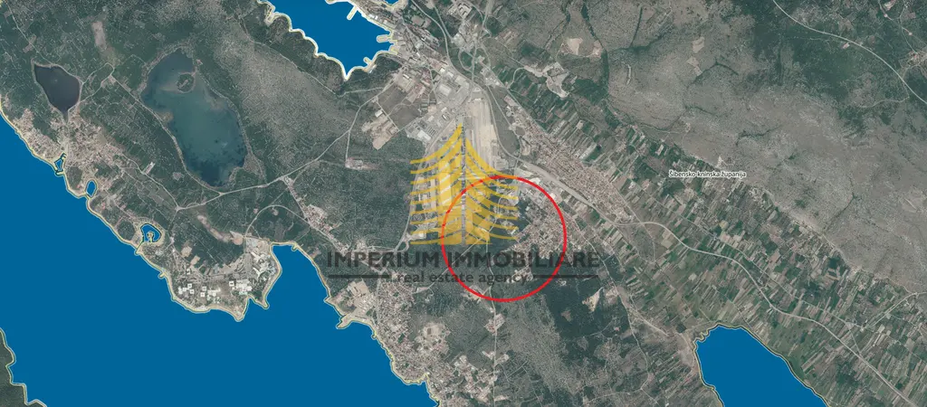 Zemljište na prodaju – Šibenik, 15546 m²