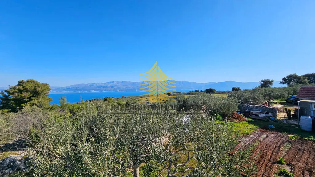 Zemljište na prodaju – Supetar, 8991 m² – fotografija 2