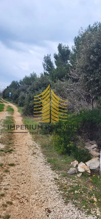 Zemljište na prodaju – Vir, 1368 m²