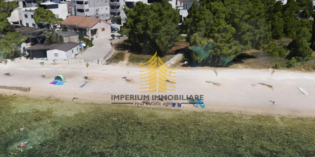 Zemljište na prodaju – Vir, 851 m²
