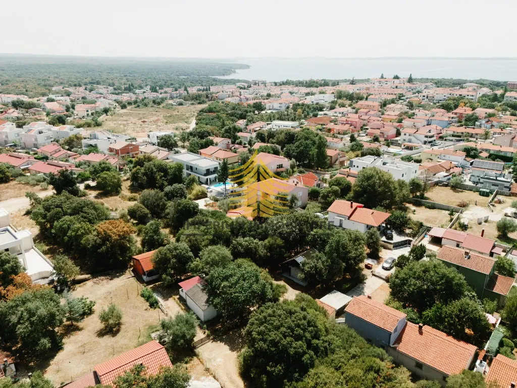 Zemljište na prodaju – Vodnjan, 1093 m² – fotografija 3