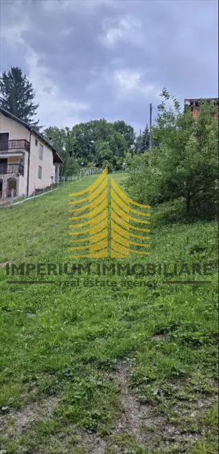 Zemljište na prodaju – Gornja Dubrava, Zagreb, 1000 m²