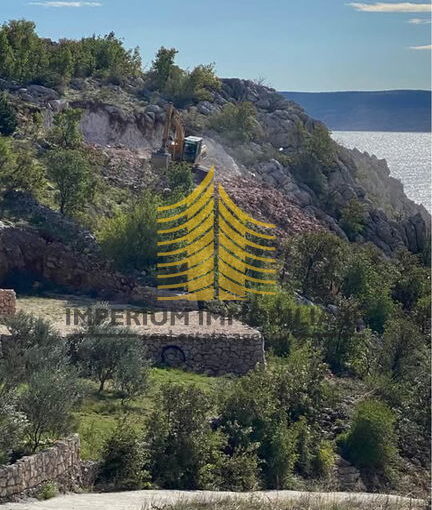 522295356 980284417438876 6802904995502922703 n irJB2FMv 540x960 portrait