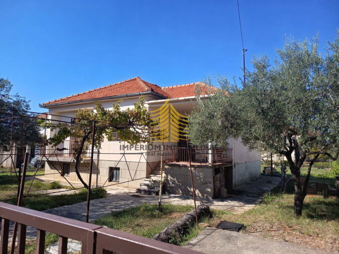 img 20251023 wa00363qff0fk8 2000x1500 691dc31849321