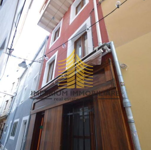 52b0270a a069 4880 8b31 3e0092968285 IECldgIa 2000x3001 portrait