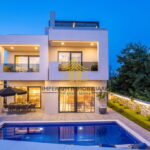 jpg 477 LZvmM93Y 4500x2998 1