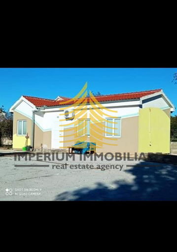 kuca zadar velikom okucnicom slika 252339303 jOO3GjuQ 748x1600 portrait