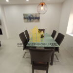 privl1 sWojBg2Z 1200x1600 portrait