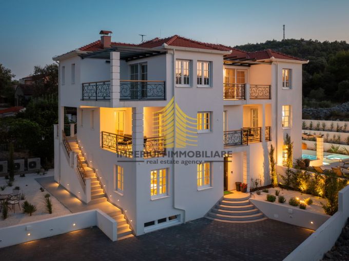 villa leylandii 87 N5TgGKgL 4500x2998 1