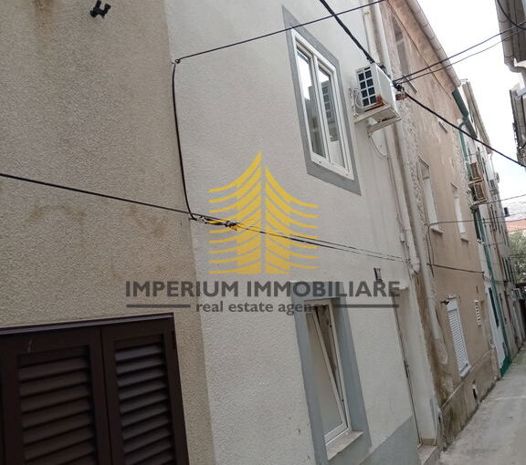 whatsapp image 2025 03 31 at 3.55.09 pm 1 OTe4CJXN 1536x2048 portrait