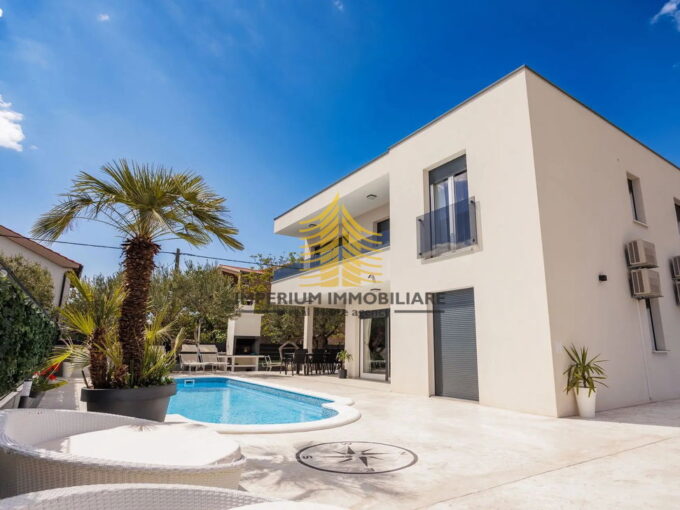 villa sunlux 19 RykE5O4n 1801x1280 1