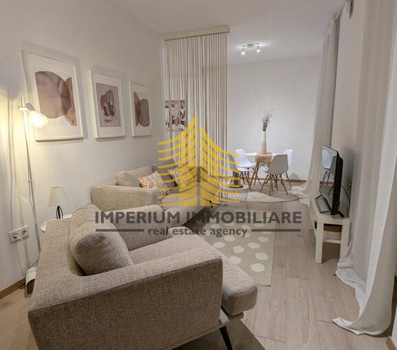 1 1sW5suJq 2000x2656 portrait