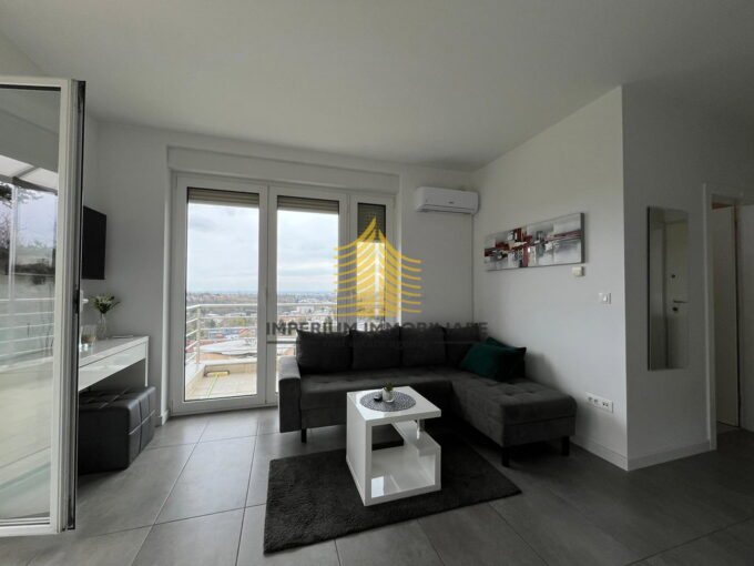 53500882 9c27 4131 9568 7f87705da5fe O3vmfX1a 1600x1200 1